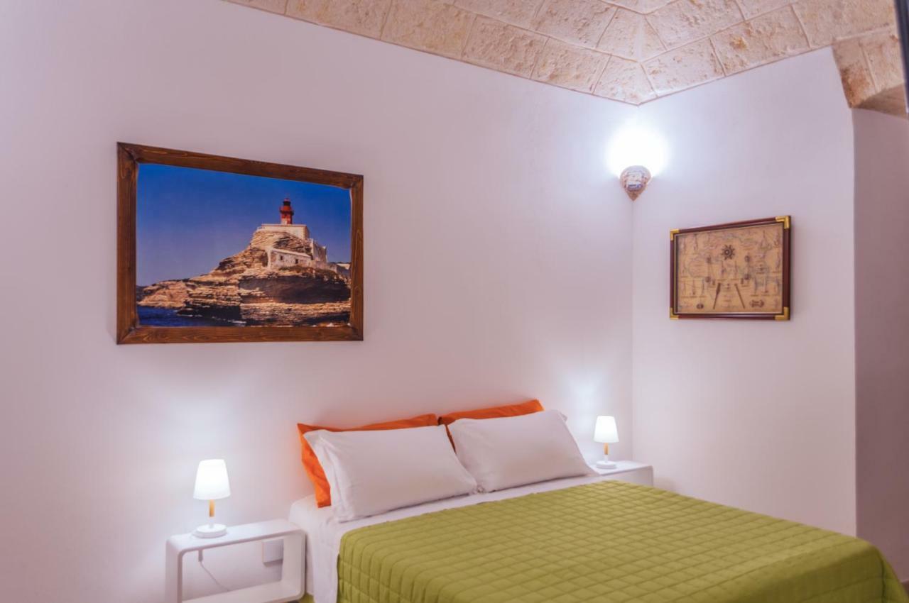 Melo Accommodations Apartment Abbrescia Bari Bagian luar foto